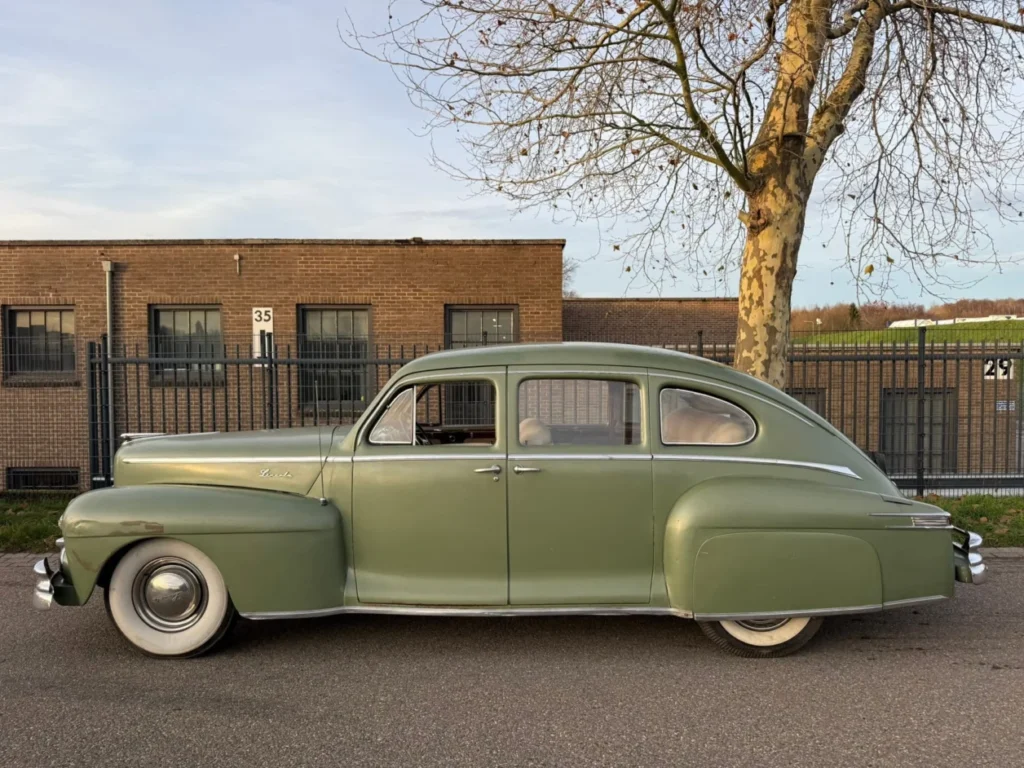 1947 Lincoln Sedan (41164) FI