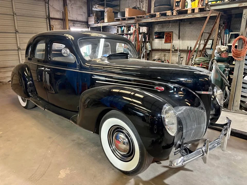 1939 Lincoln-Zephyr Sedan (53619) FI
