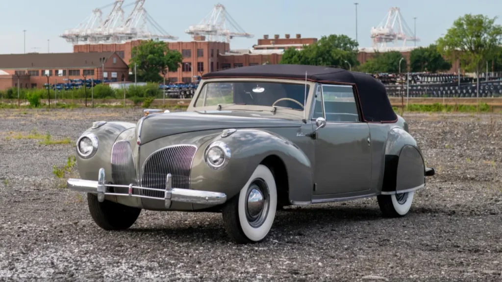 1941 Lincoln Continental Cabriolet (53158) FI