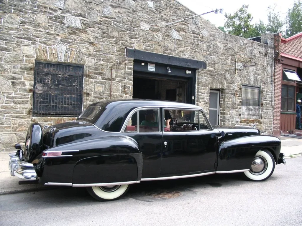 1947 Lincoln Continental Coupe (53592) FI